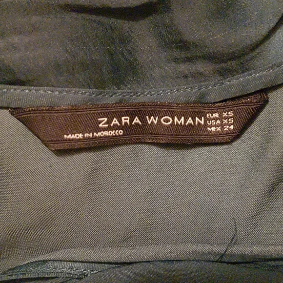 Zara emerald green satin jumpsuit XS - Picture 3 of 3